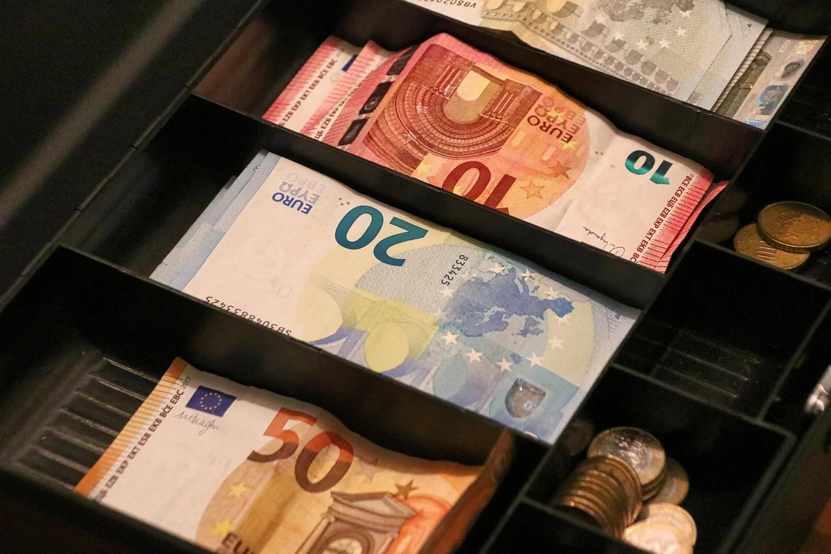 Comment envoyer de l'argent avec Western Union en 2026 : guide pratique et rapide