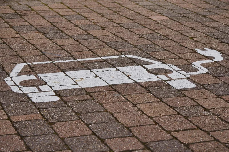 Comparatif des solutions de recharge : laquelle choisir ?