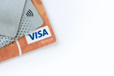 Découvrez la fourniture carte débit mcd di : la révolution bancaire de 2026 !